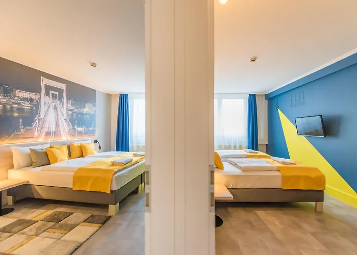 Family Connecting Twin Room
