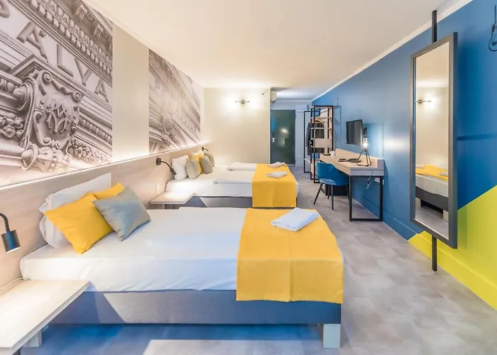 Comfort Triple Room